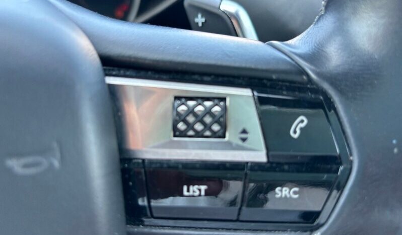 DS DS 3 2ª serie DS 3 Crossback PureTech 155 aut. So Chic pieno