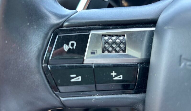 DS DS 3 2ª serie DS 3 Crossback PureTech 155 aut. So Chic pieno