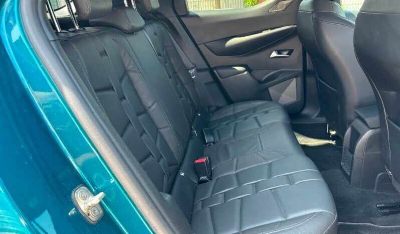 DS DS 3 2ª serie DS 3 Crossback PureTech 155 aut. So Chic pieno