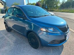 LANCIA Ypsilon 3ª serie Ypsilon 1.0 FireFly 5 porte S&S Hybrid Silver Plus pieno
