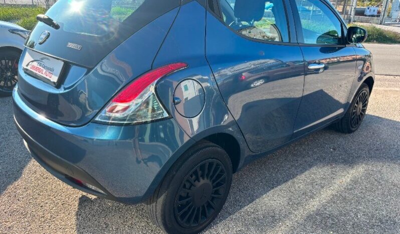LANCIA Ypsilon 3ª serie Ypsilon 1.0 FireFly 5 porte S&S Hybrid Silver Plus pieno