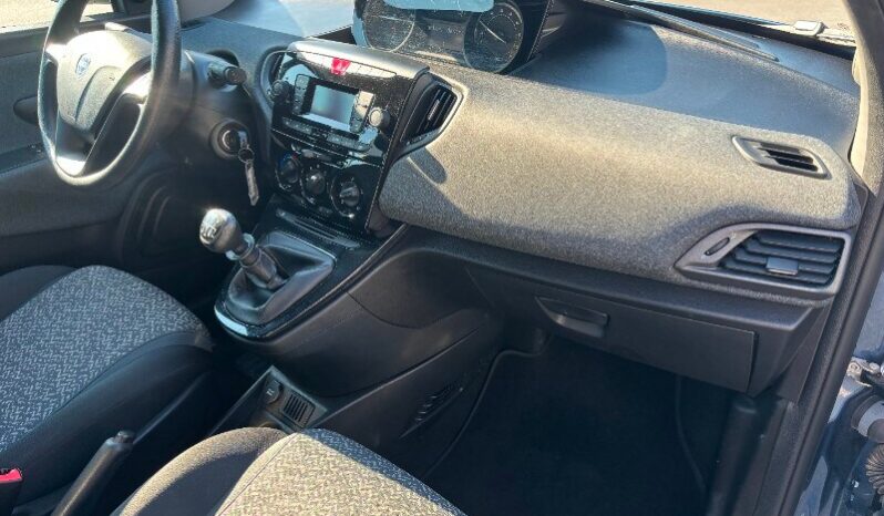 LANCIA Ypsilon 3ª serie Ypsilon 1.0 FireFly 5 porte S&S Hybrid Silver Plus pieno