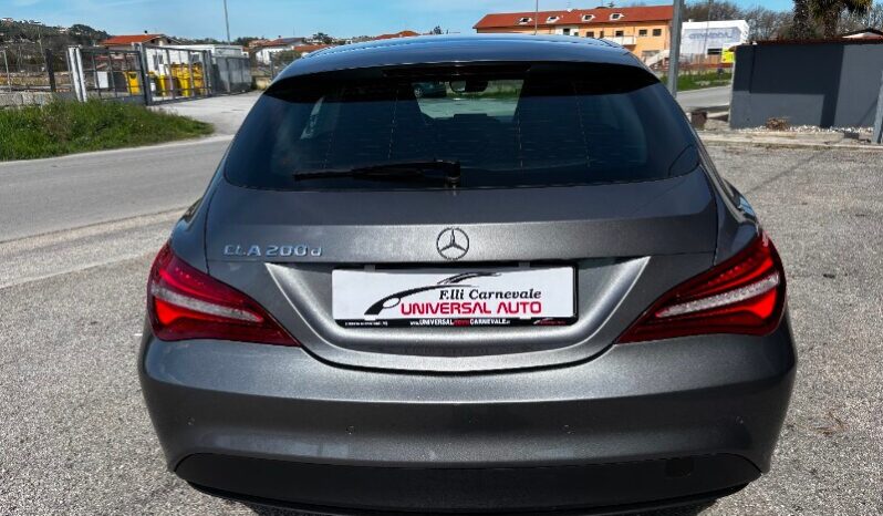 MERCEDES CLA        (C/X117) CLA 200 d S.W. Automatic Business Extra pieno