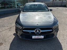 MERCEDES Classe A     (V177) A 180 d Automatic Business Extra pieno