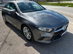 MERCEDES Classe A     (V177) A 180 d Automatic Business Extra pieno