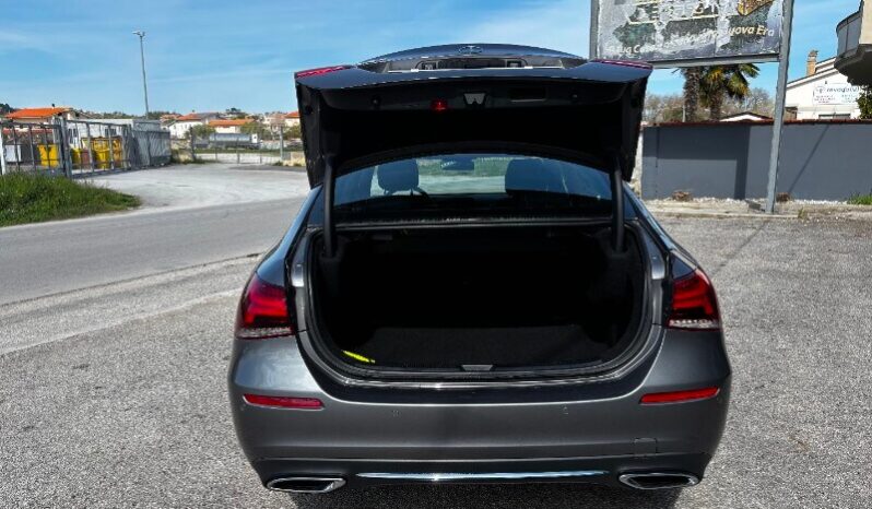 MERCEDES Classe A     (V177) A 180 d Automatic Business Extra pieno