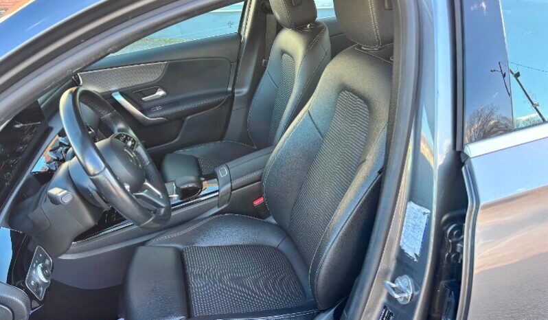 MERCEDES Classe A     (V177) A 180 d Automatic Business Extra pieno