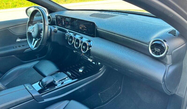 MERCEDES Classe A     (V177) A 180 d Automatic Business Extra pieno