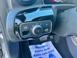 MERCEDES Classe A     (V177) A 180 d Automatic Business Extra pieno