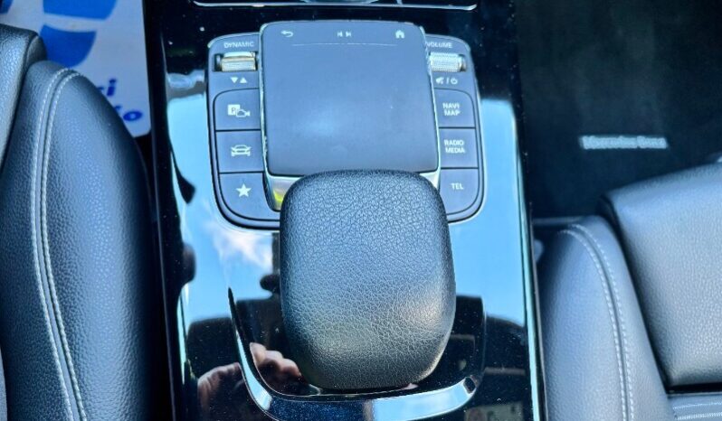 MERCEDES Classe A     (V177) A 180 d Automatic Business Extra pieno