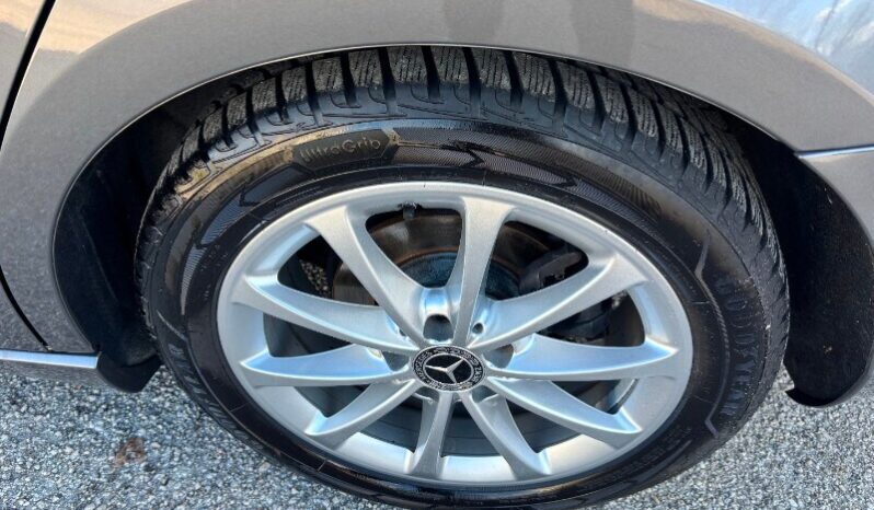 MERCEDES Classe A     (V177) A 180 d Automatic Business Extra pieno