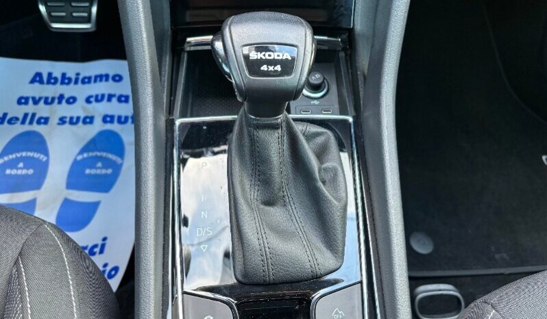SKODA Karoq Karoq 2.0 TDI SCR 4×4 DSG Executive pieno