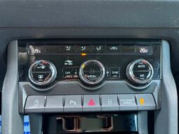 SKODA Karoq Karoq 2.0 TDI SCR 4×4 DSG Executive pieno