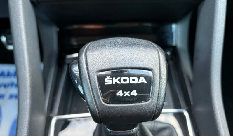 SKODA Karoq Karoq 2.0 TDI SCR 4×4 DSG Executive pieno