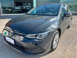 VOLKSWAGEN Golf 8ª serie Golf 1.0 eTSI EVO DSG Life pieno