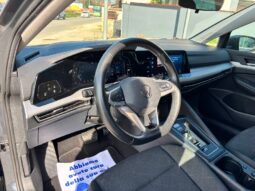 VOLKSWAGEN Golf 8ª serie Golf 1.0 eTSI EVO DSG Life pieno