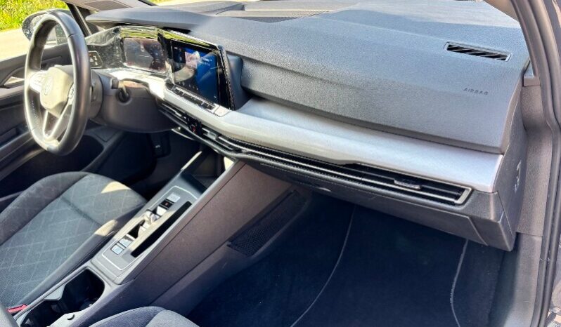 VOLKSWAGEN Golf 8ª serie Golf 1.0 eTSI EVO DSG Life pieno