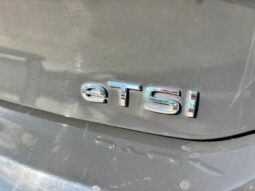 VOLKSWAGEN Golf 8ª serie Golf 1.0 eTSI EVO DSG Life pieno